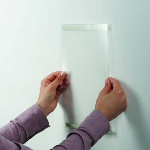 Portafotos autoadhesivo A3 a la venta en P&P Pose d'un porte visuel A3 adhésif sur un mur